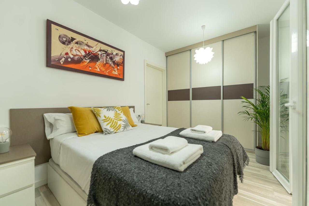 Appartamento Cormelana Plaza La Coruña Esterno foto